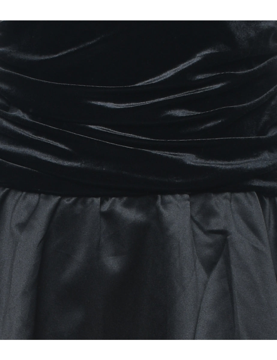 Velour 1980s Ruffled Evening Dress - M