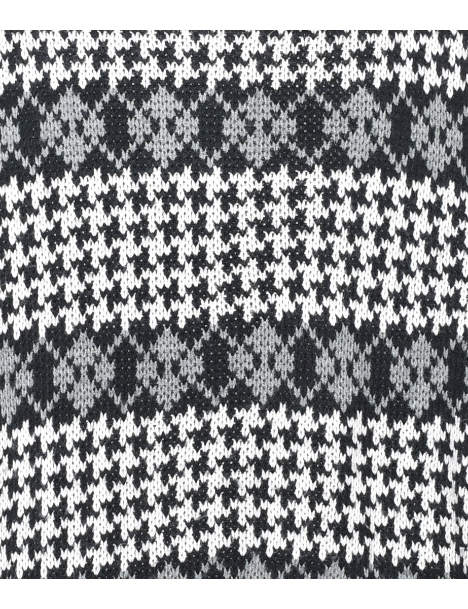 Geometric Pattern Jumper - L