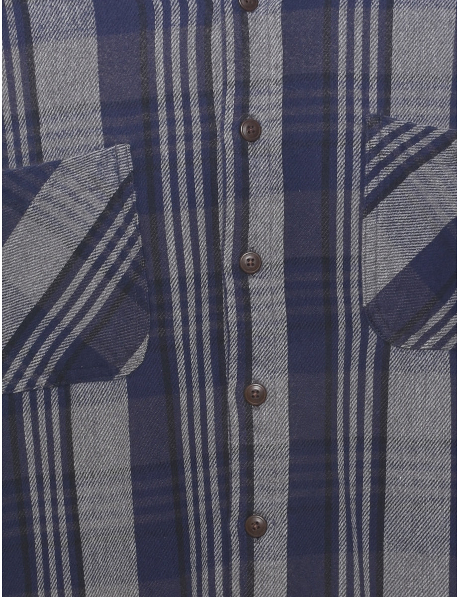 St John's Bay Checked Shirt - L