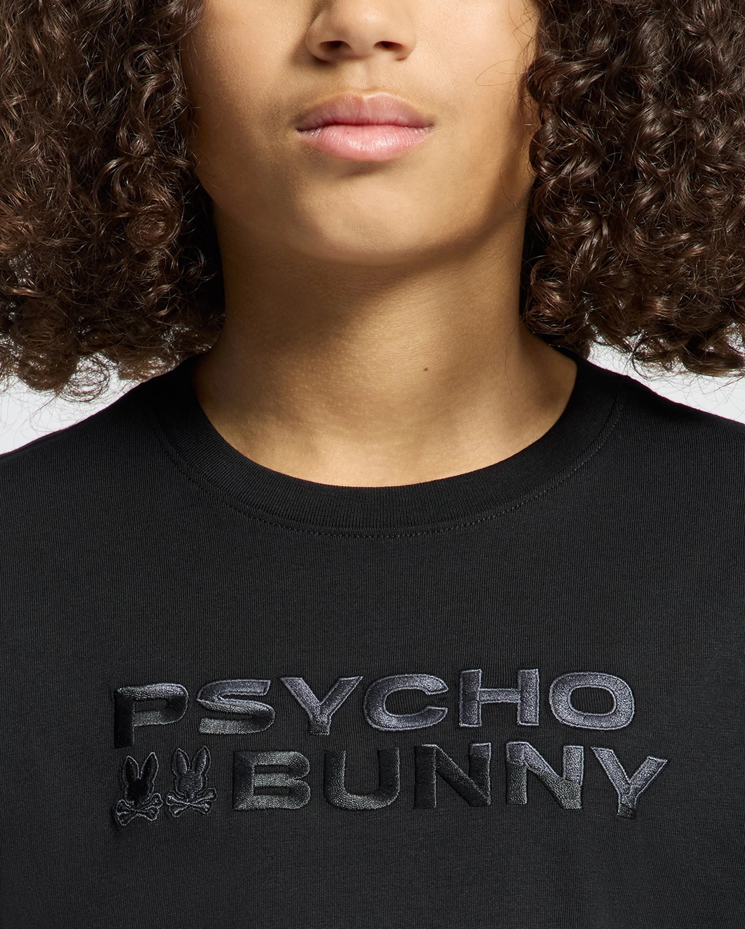 KIDS BERNI EMBROIDERED WORDMARK GRAPHIC TEE - B0U417F200