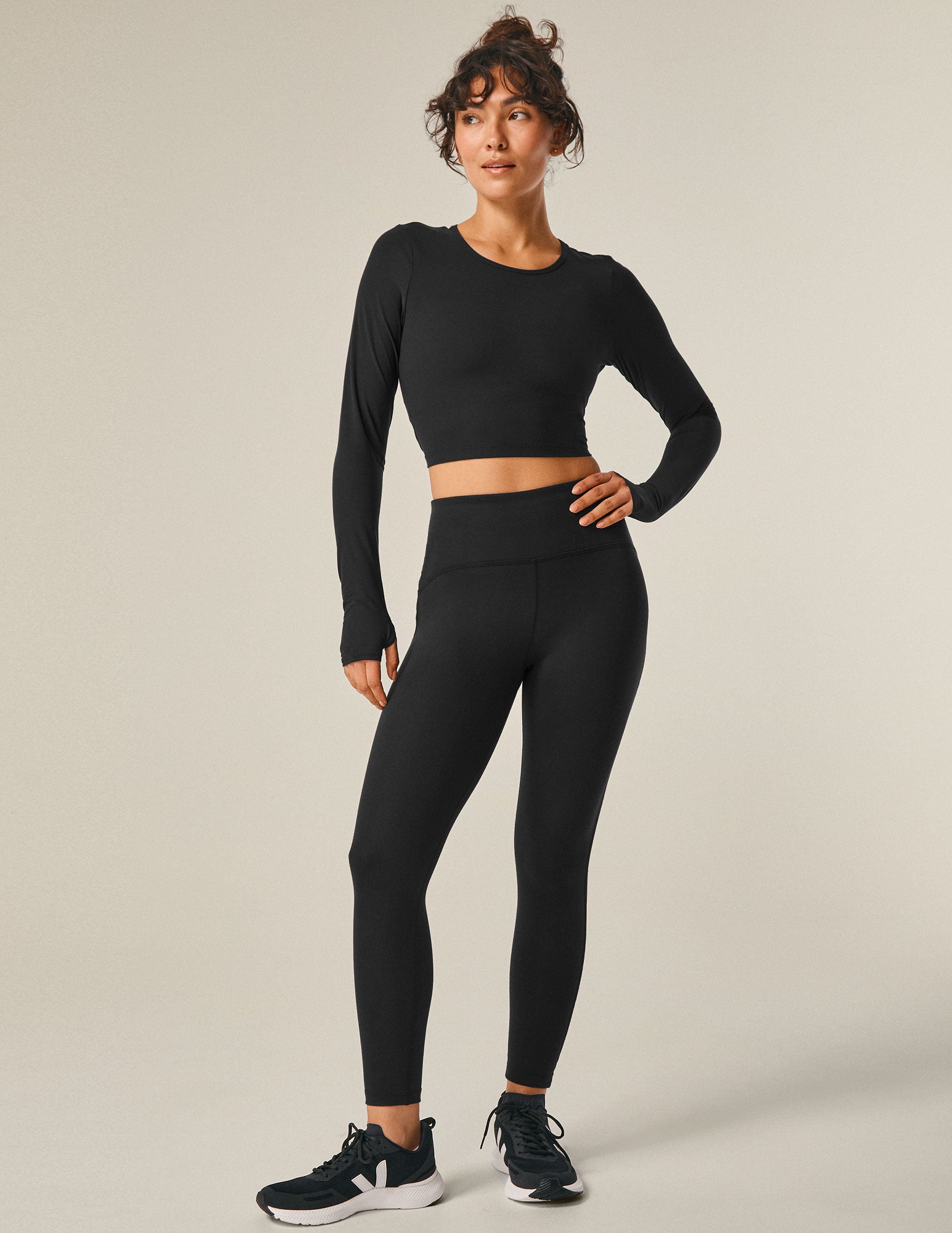 POWERBEYOND Lite Cardio Cropped Pullover