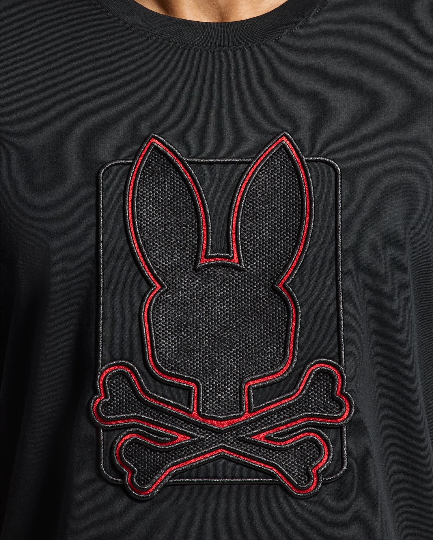 MENS PIERCE EMBROIDERED GRAPHIC TEE - B6U115E200