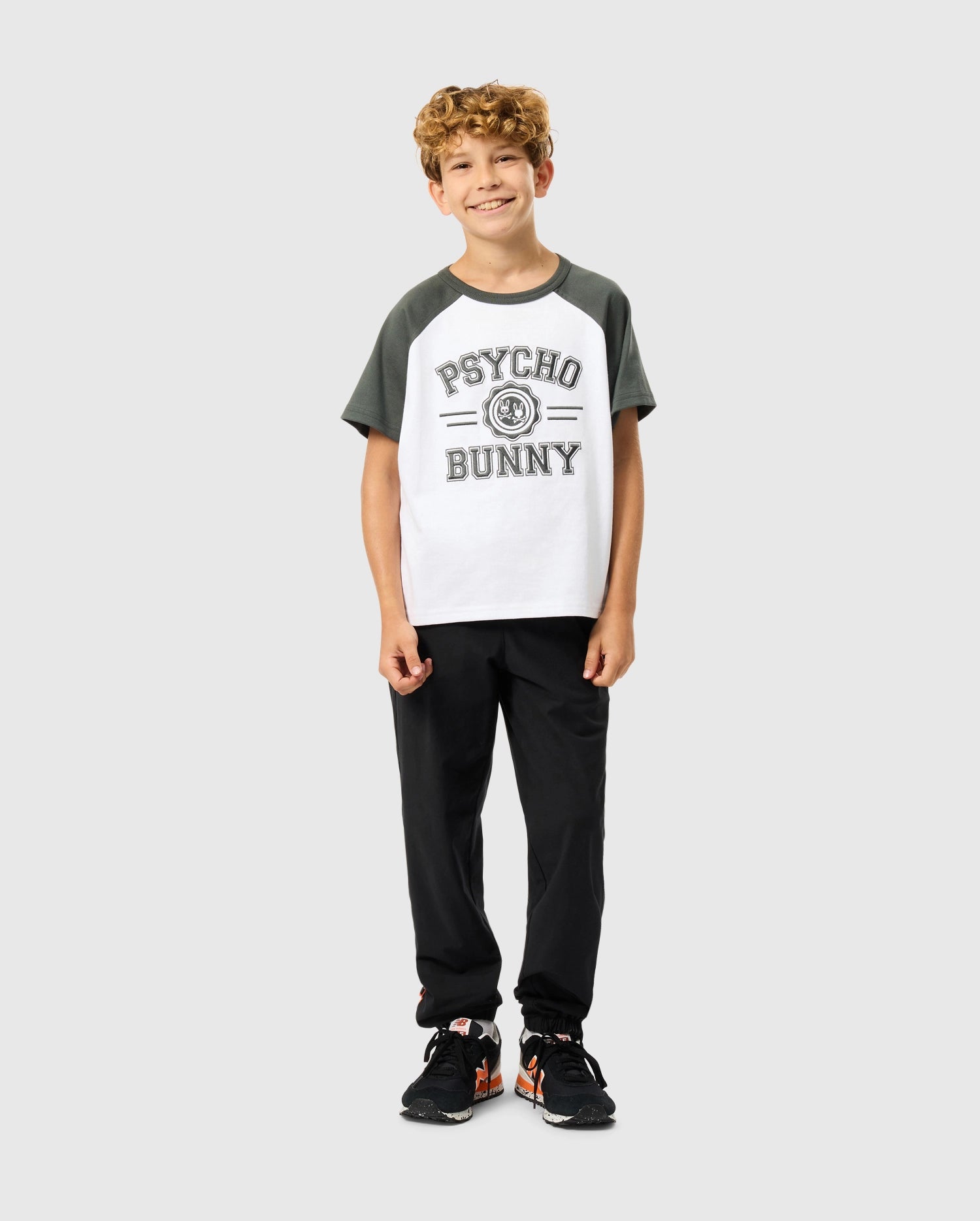 KIDS LONDON RAGLAN GRAPHIC TEE - B0U896D200
