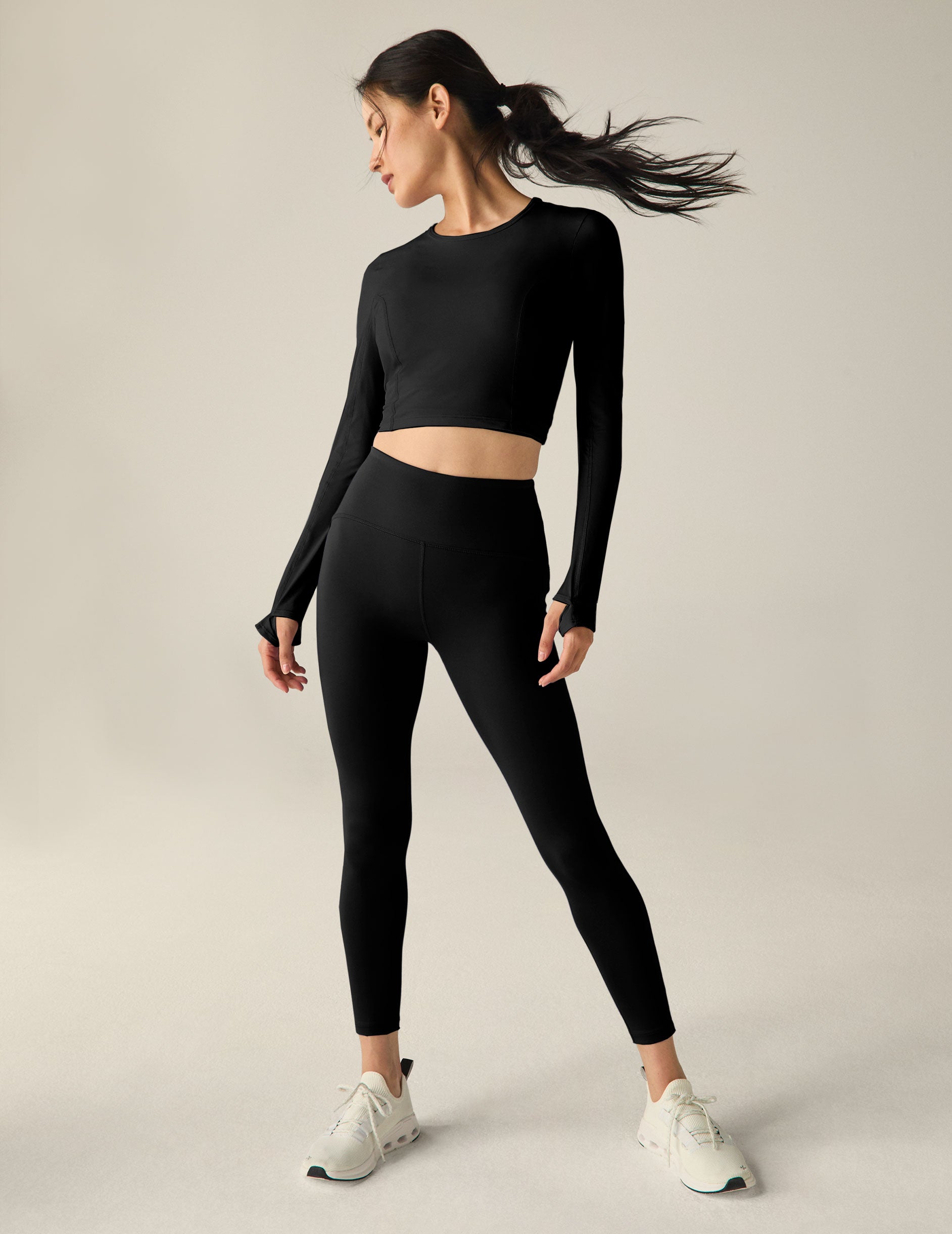 POWERBEYOND Lite Airshield Long Sleeve Cropped Top