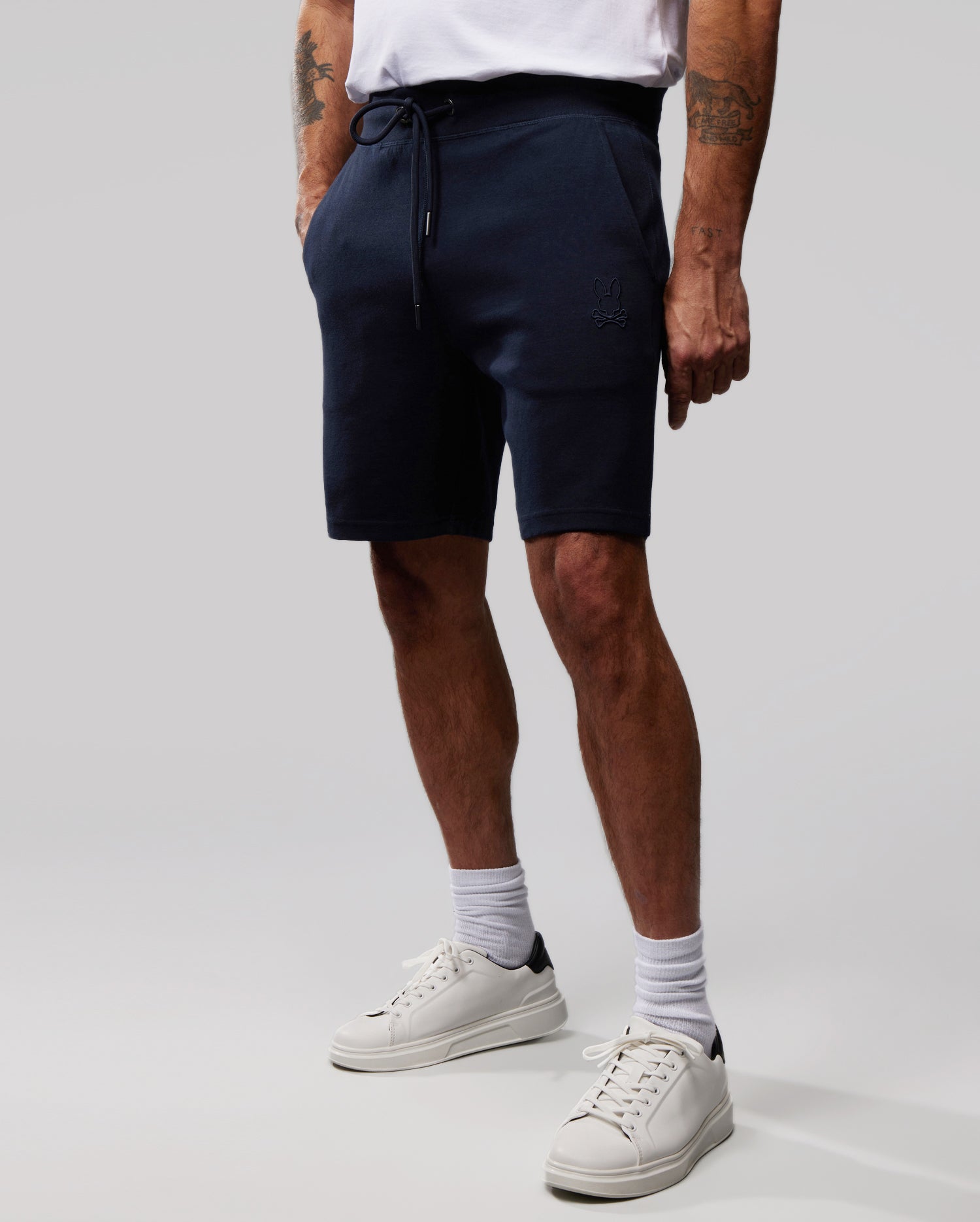 MENS OUTLINE SWEATSHORTS - B6R507ARCN