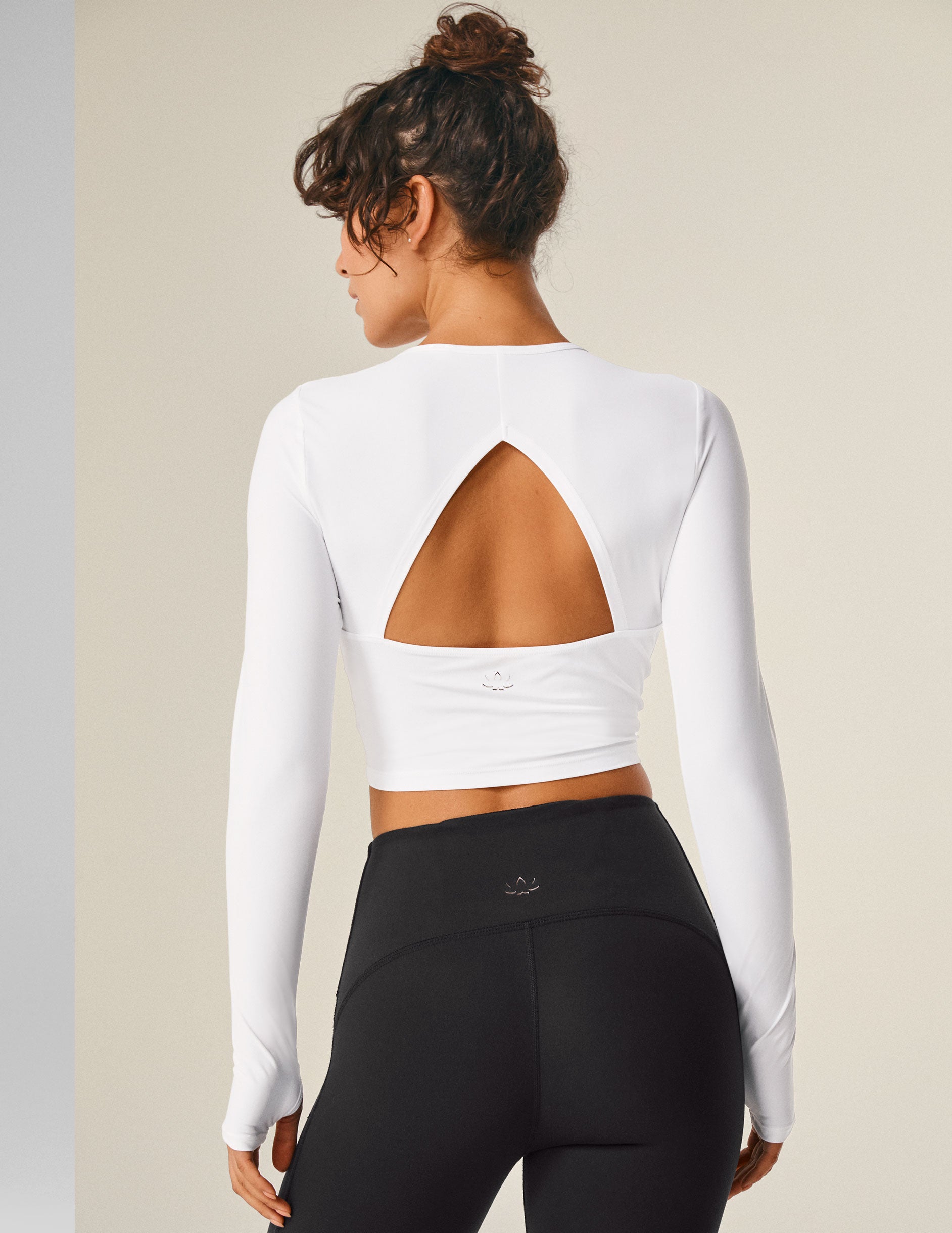 POWERBEYOND Lite Cardio Cropped Pullover