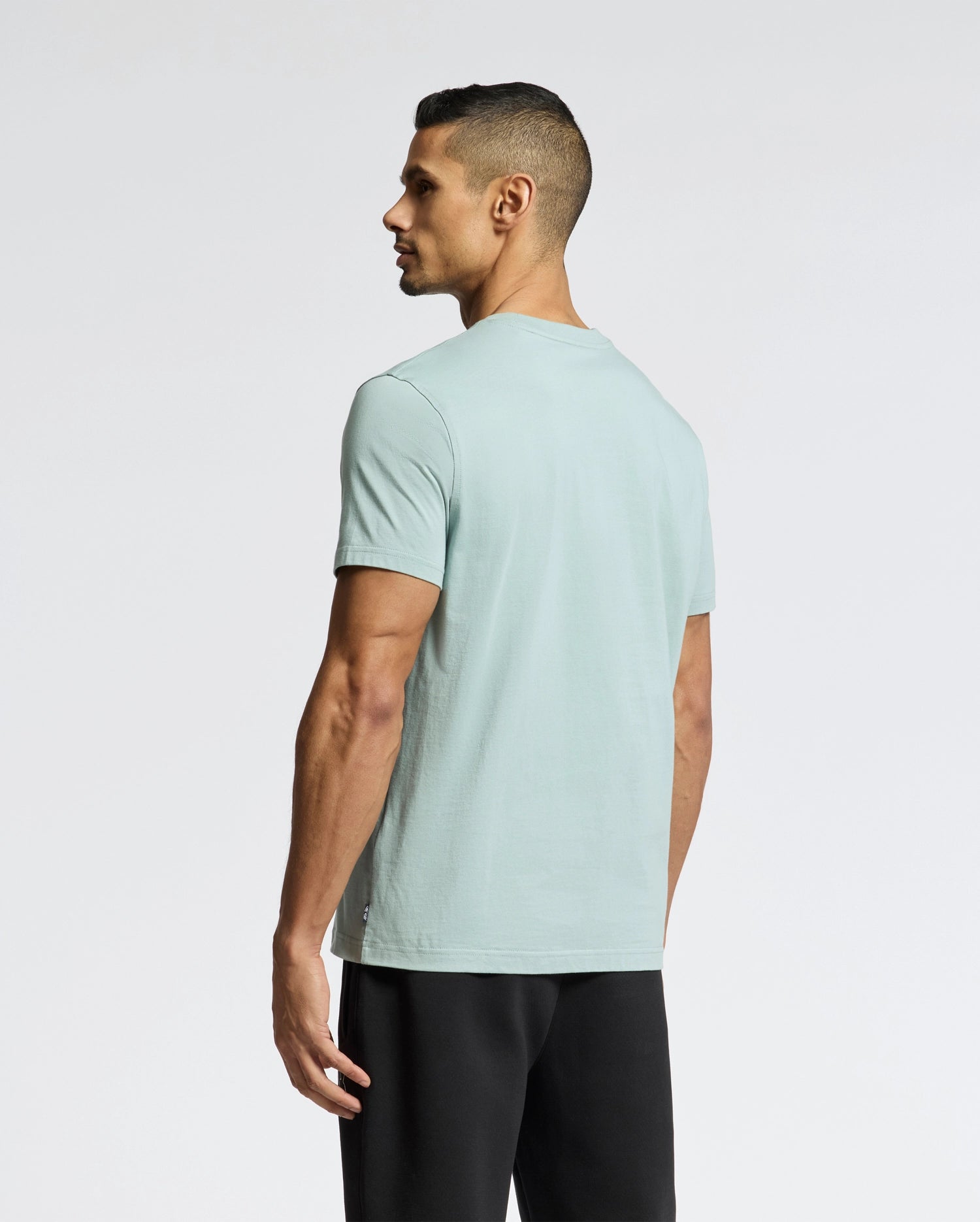 MENS DACANO FRONT GRAPHIC TEE - B6U314E200