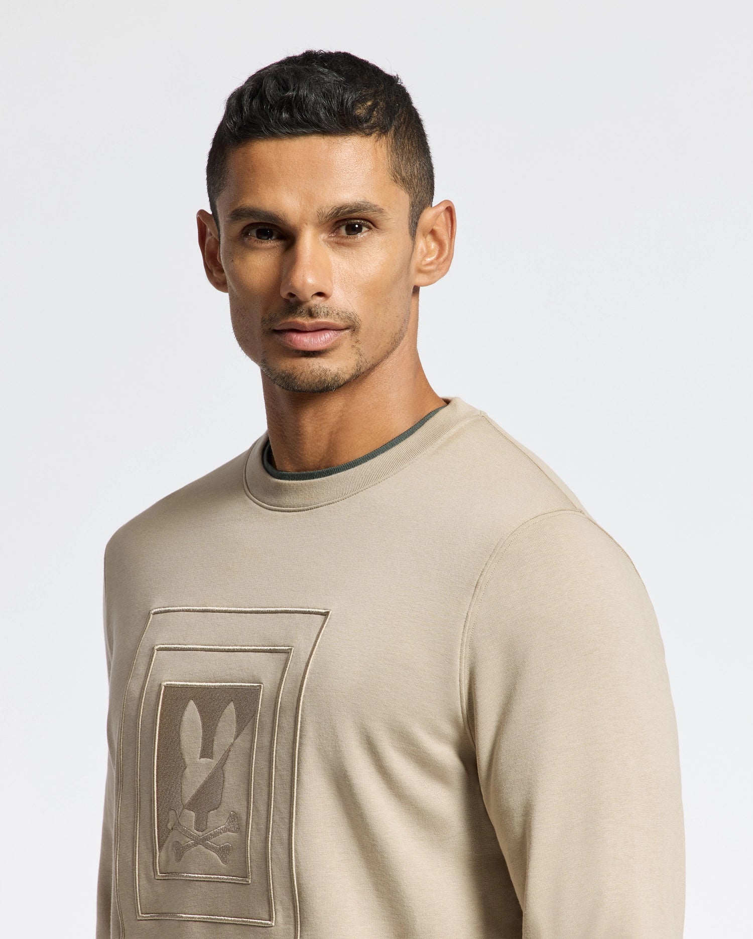 MENS OAK CITY CREW NECK - B6S274E200