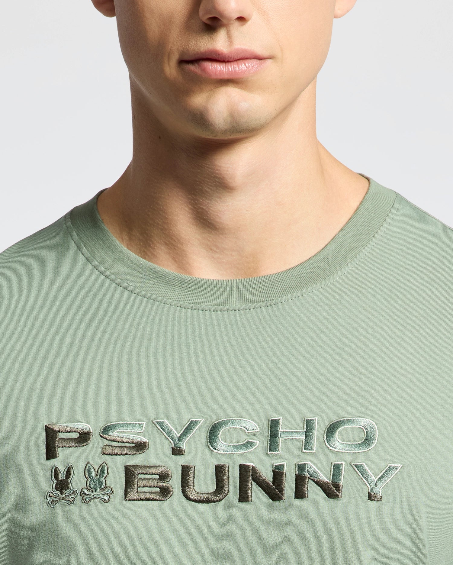 MENS BERNI EMBROIDERED WORDMARK GRAPHIC TEE - B6U417F200
