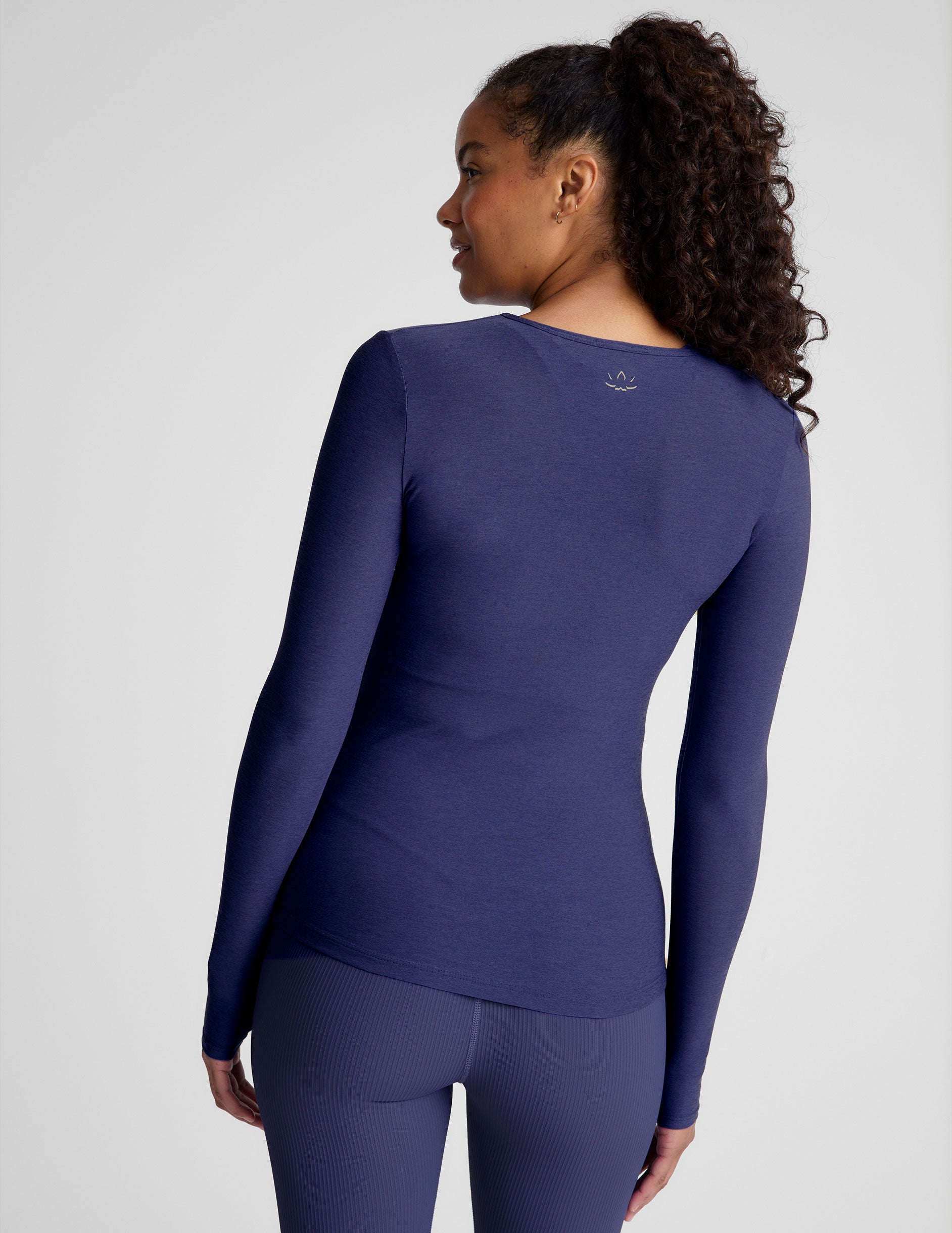 Featherweight Classic Crew Pullover